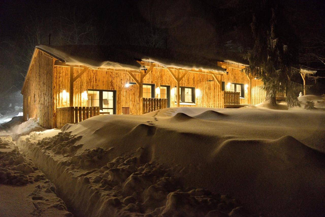 Montanie Resort Десна Экстерьер фото